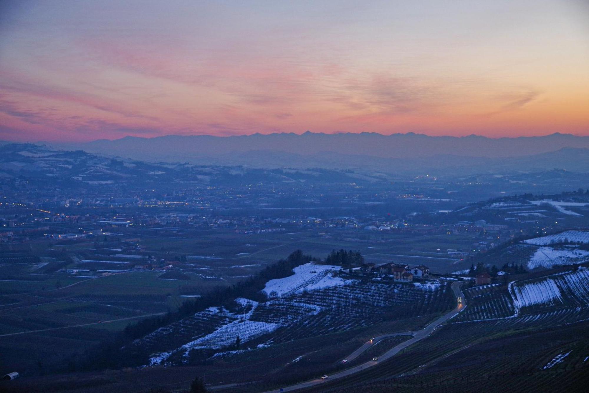 Vista Langhe - Cerratohouses Guarene Exterior foto